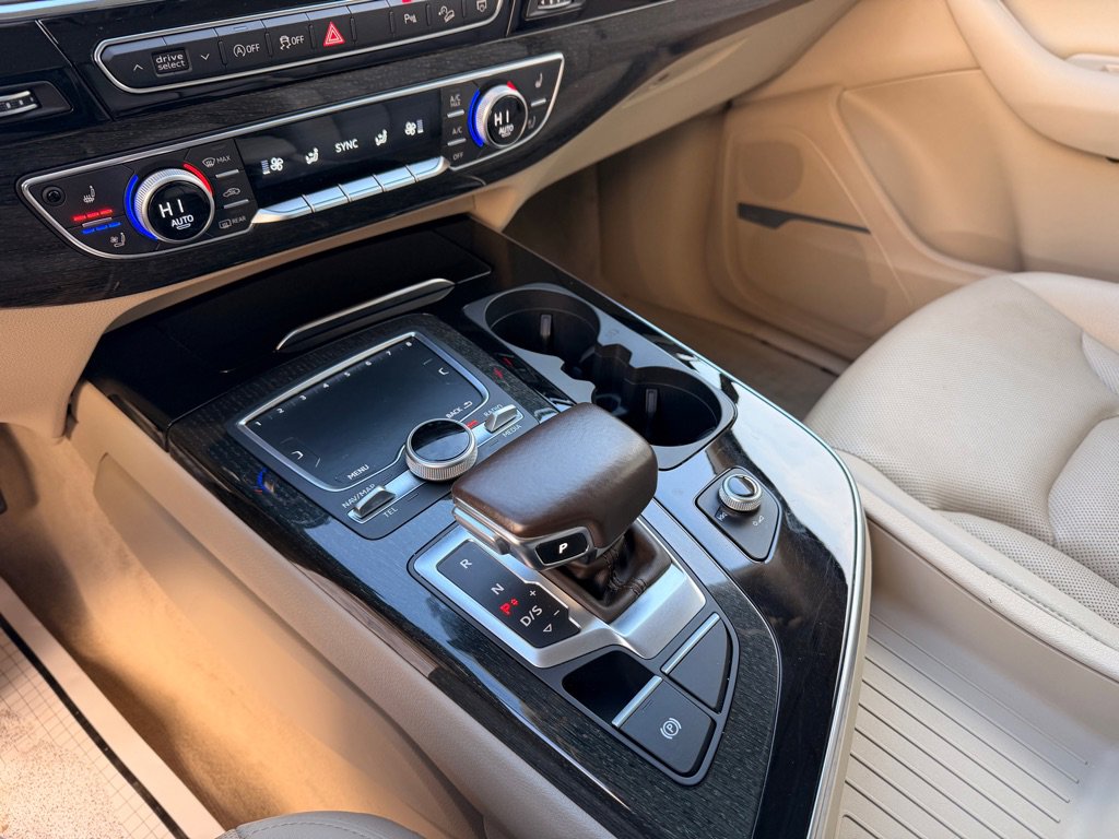 Used 2019 Audi Q7 3.0T Premium Plus AWD/4WD image 13