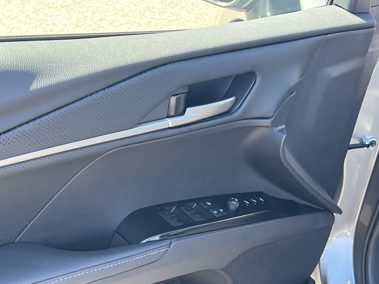 New 2026 Toyota Camry XSE FWD image 10