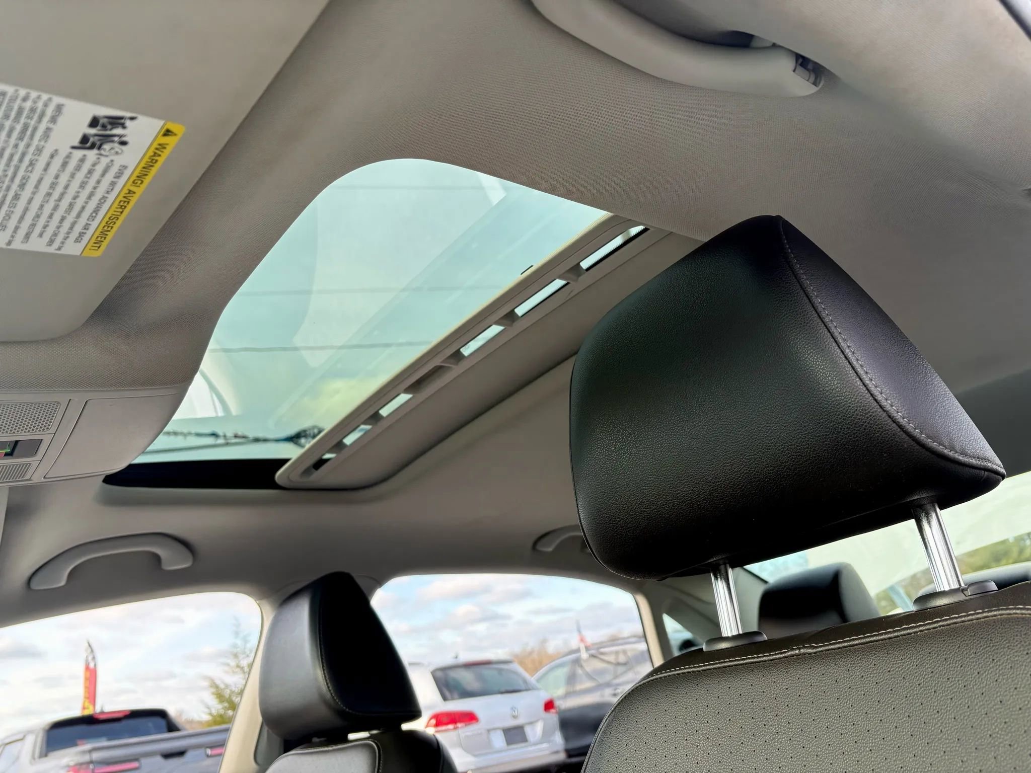 Used 2022 Volkswagen Passat 2.0T SE image 15