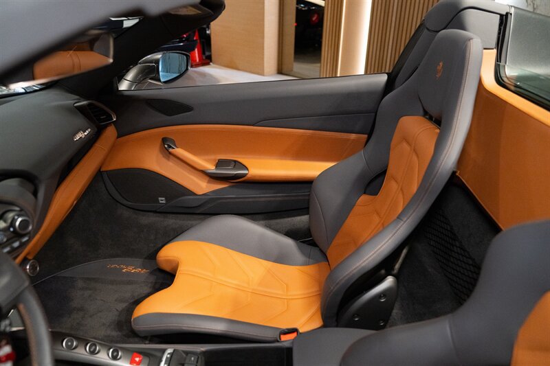 Used 2018 Ferrari 488 Spider RWD image 23