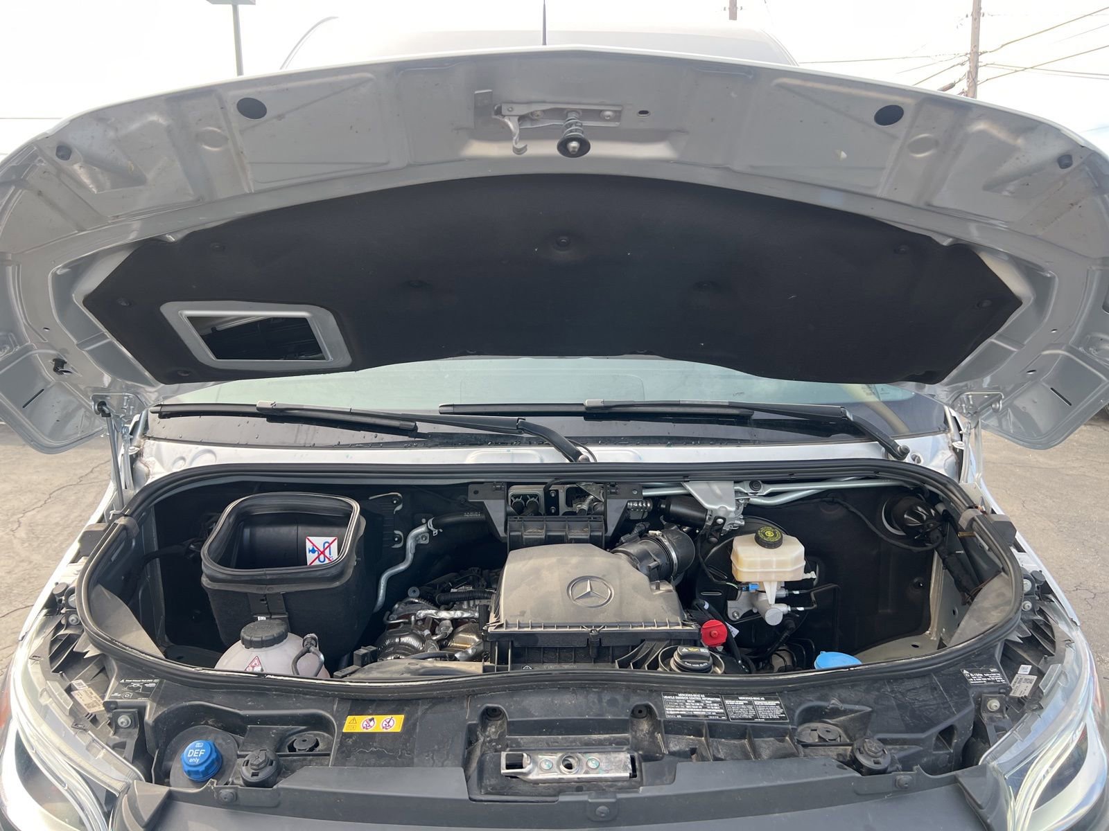 Used 2024 Mercedes-Benz Sprinter 144 Cargo image 30