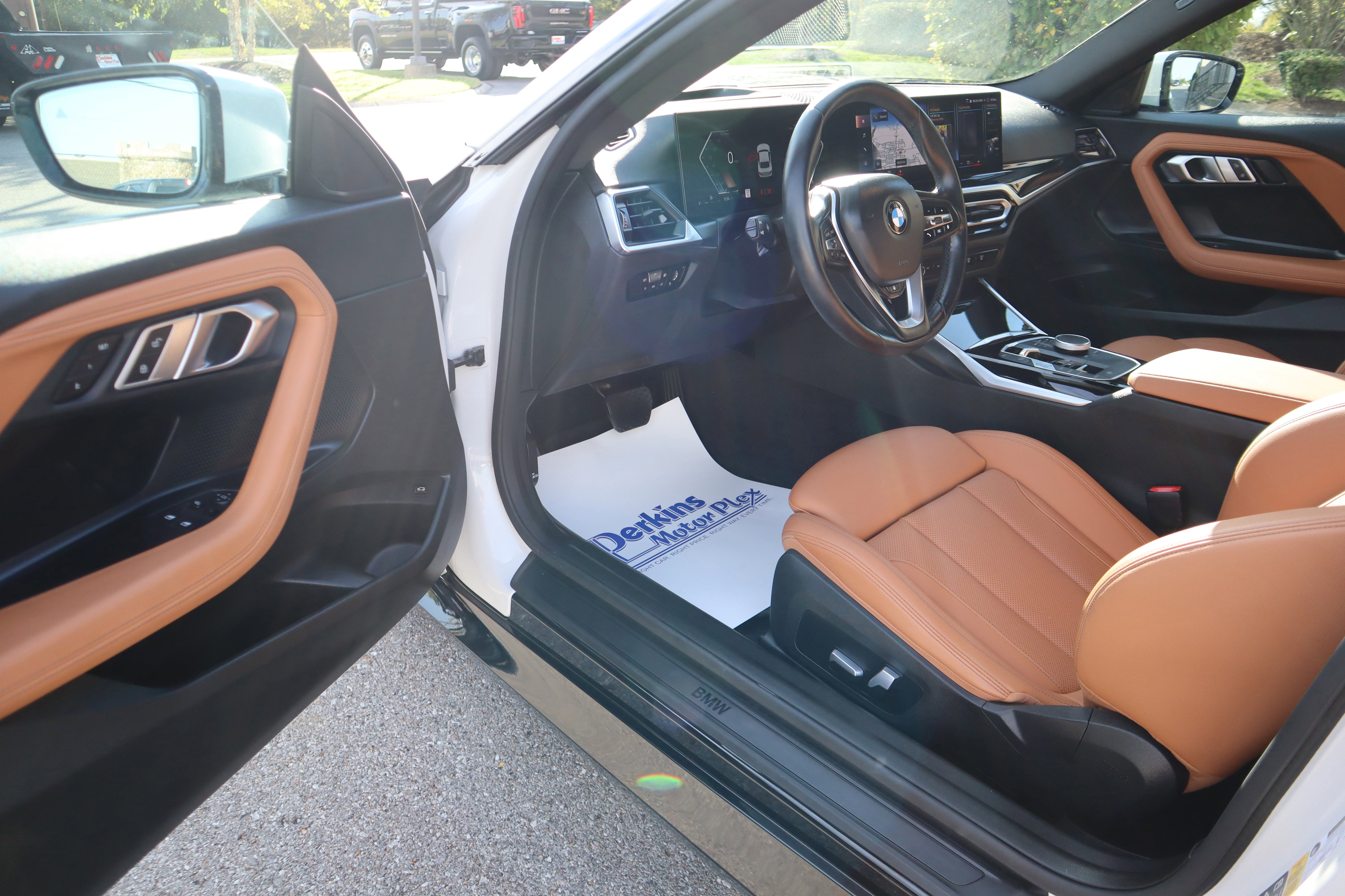 Used 2023 BMW 230i xDrive Coupe w/ Premium Package image 3