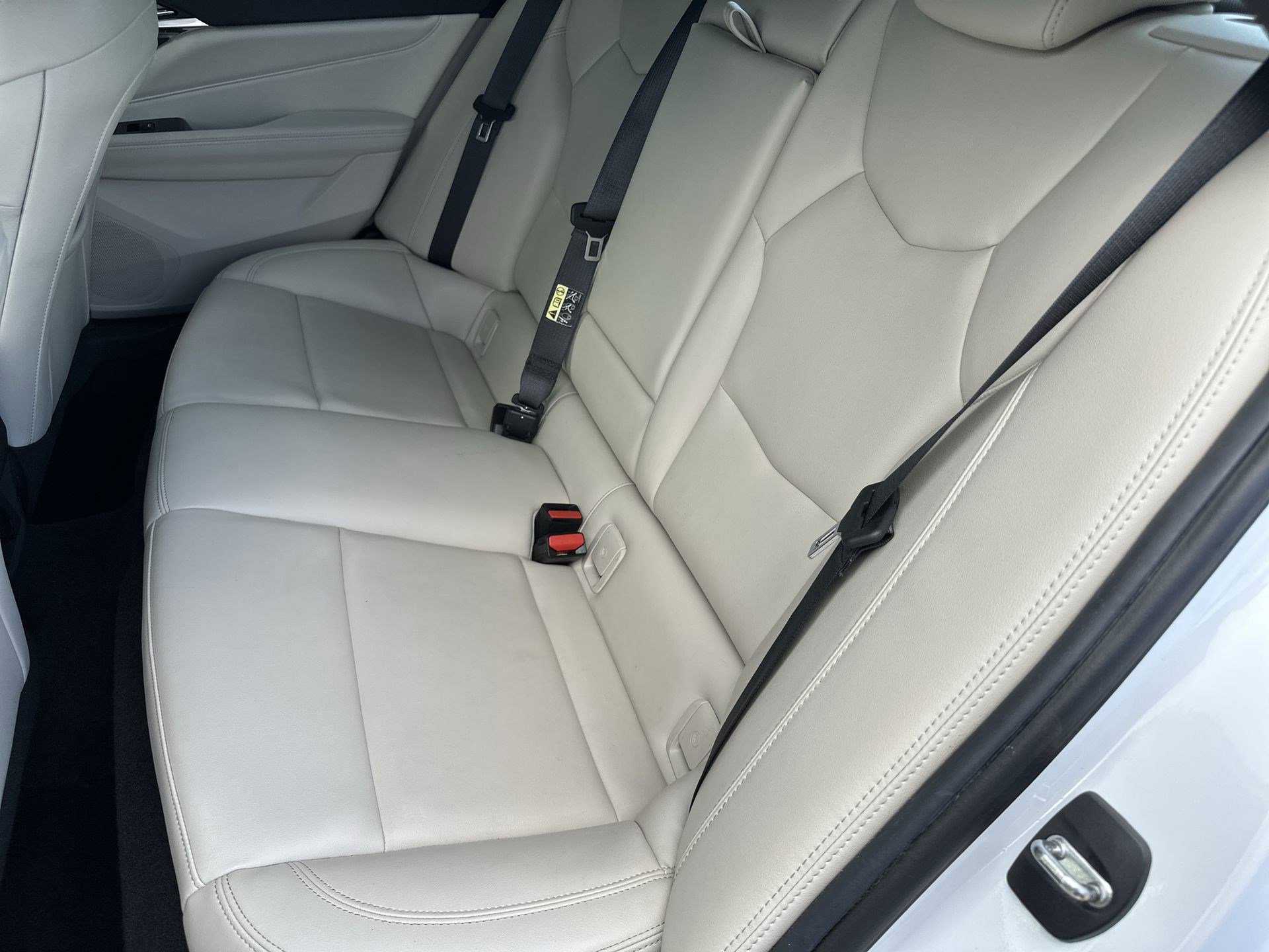 Used 2023 Cadillac CT4 Luxury RWD image 23