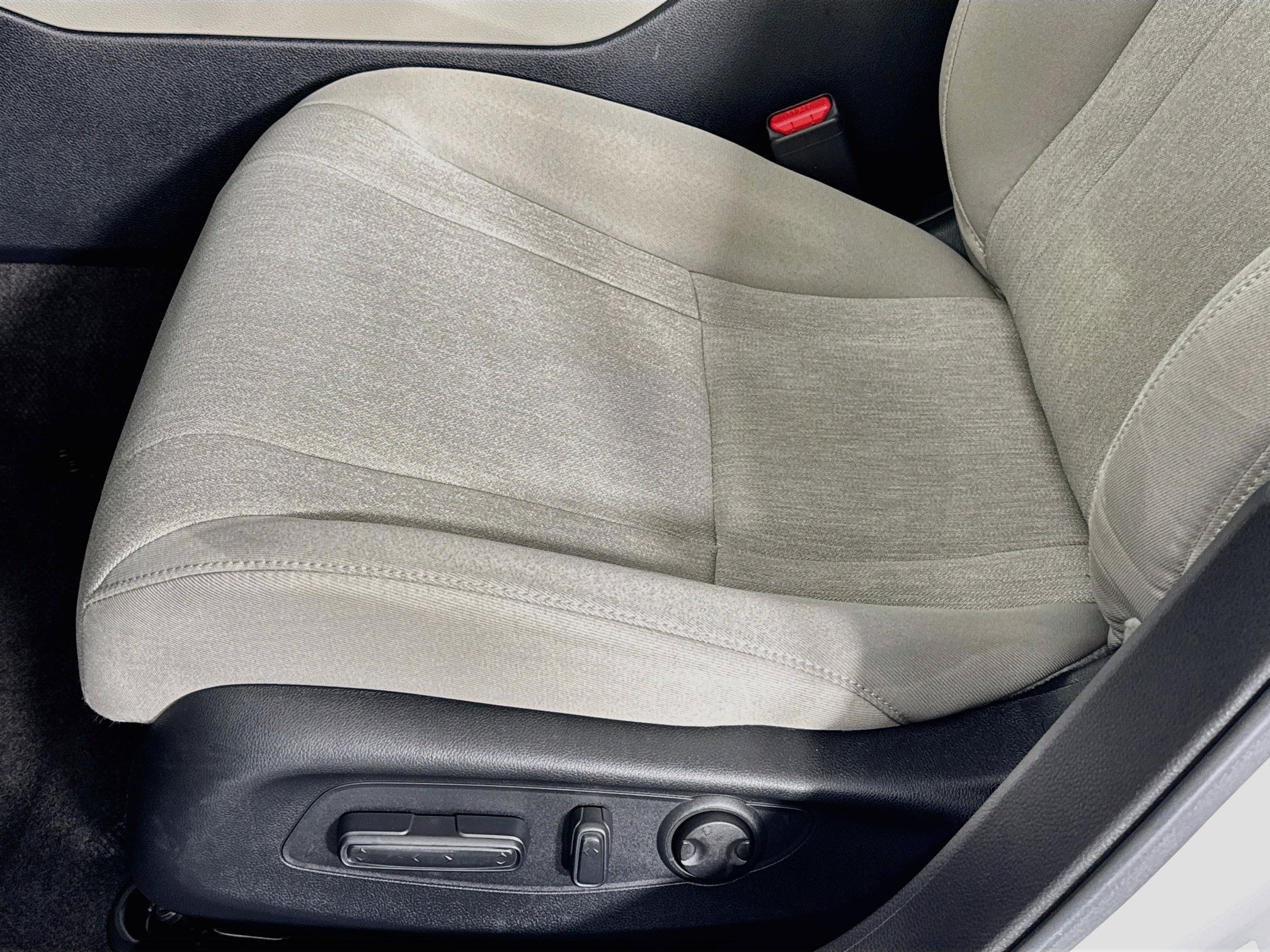 Certified 2025 Honda Accord SE image 18