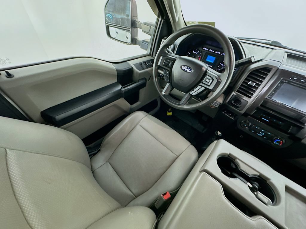 Used 2019 Ford F550 4x4 Crew Cab Super Duty image 9