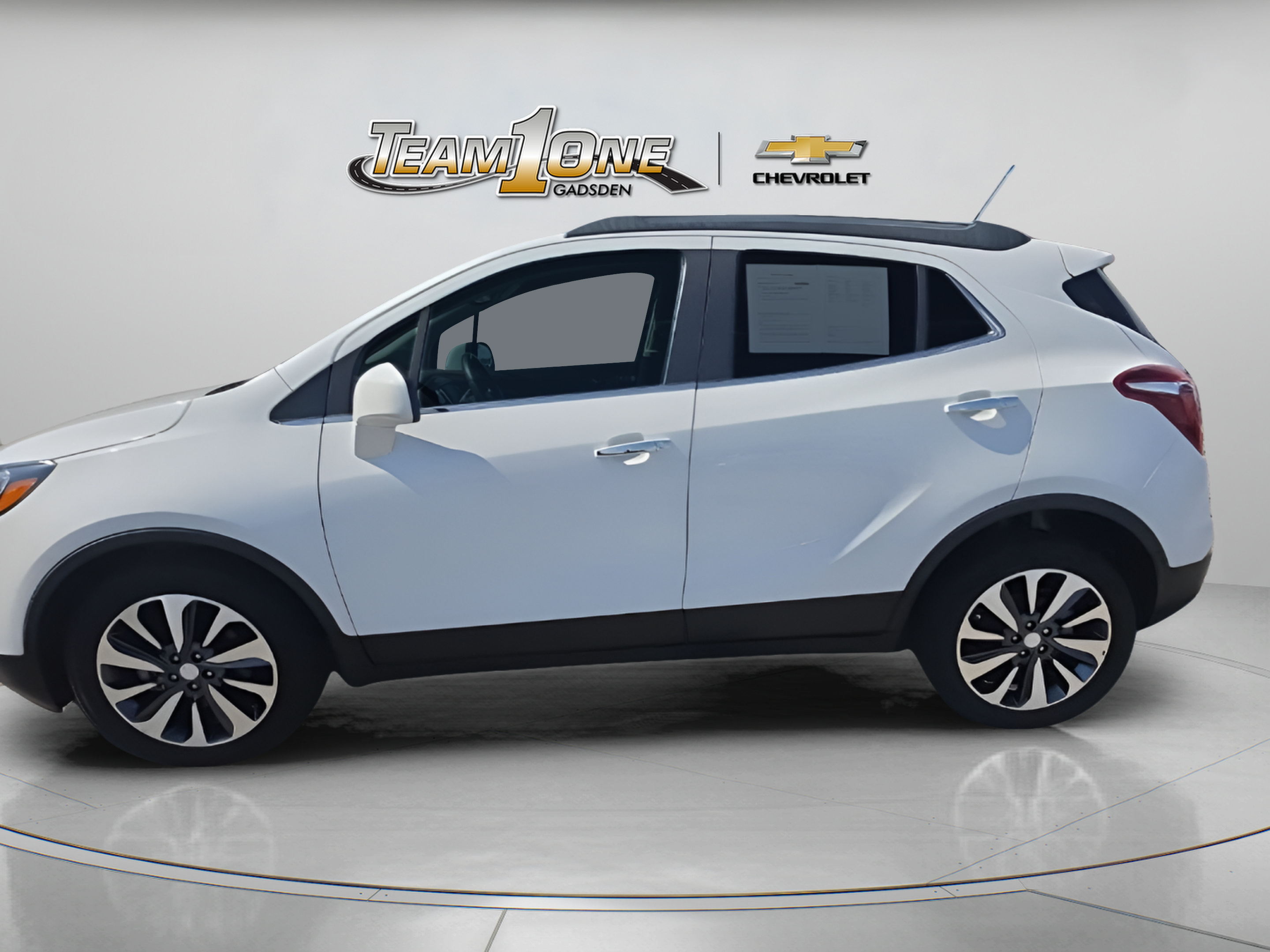 Used 2022 Buick Encore Preferred FWD image 5