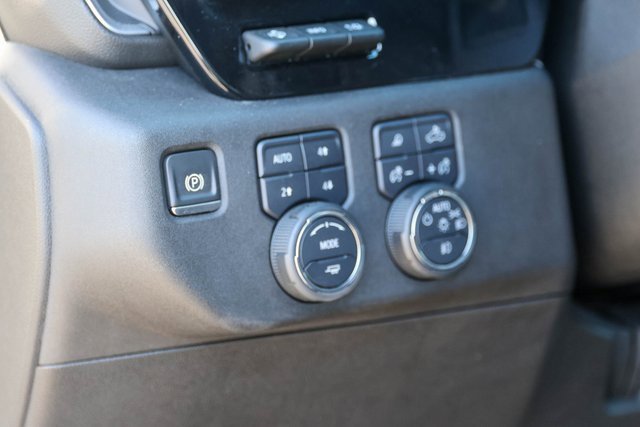 Used 2024 Chevrolet Silverado 3500 High Country w/ Technology Package image 14