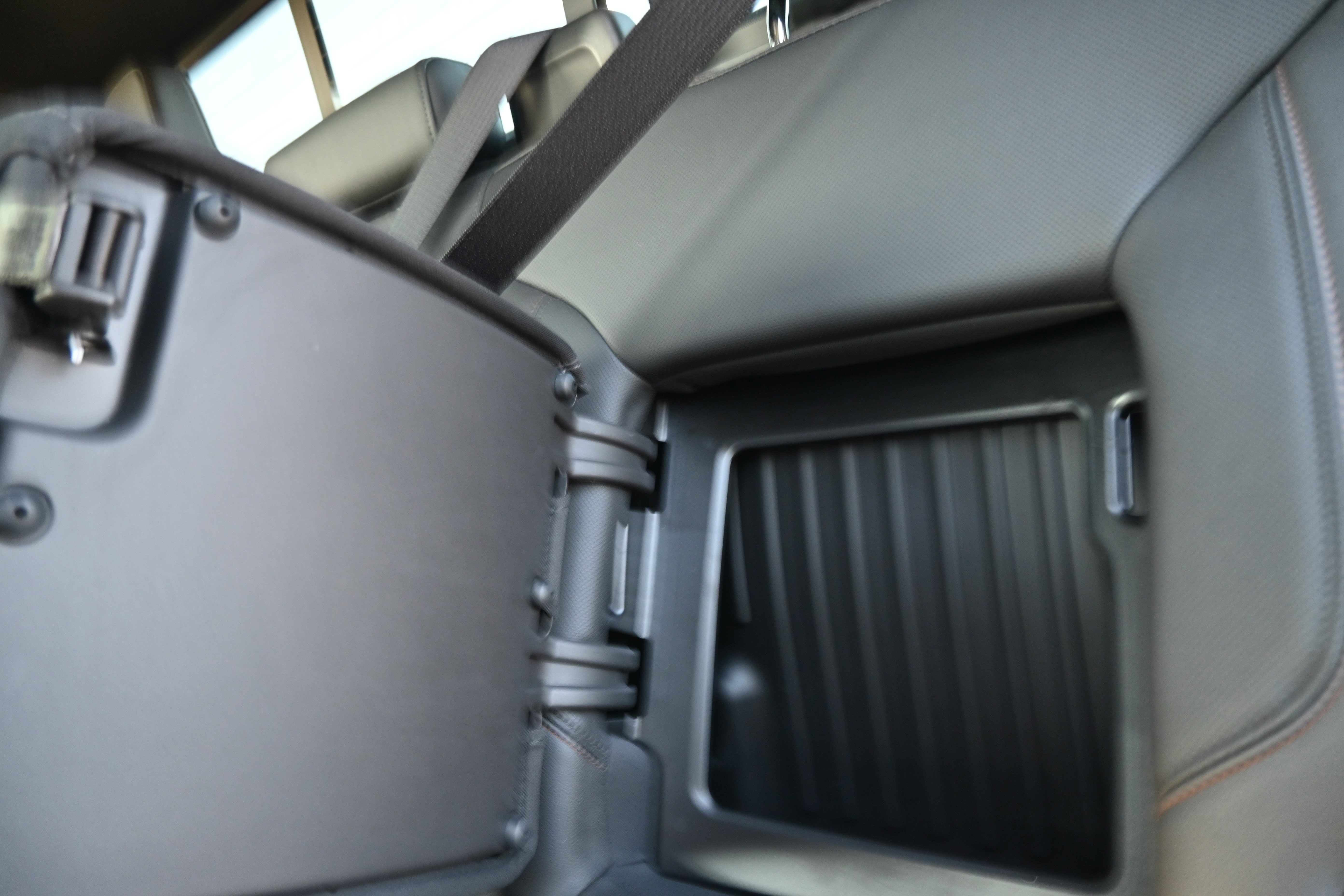 Used 2024 GMC Sierra 2500 AT4 w/ AT4 Premium Plus Package image 32