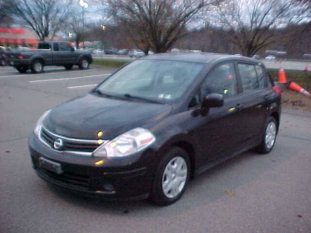 Used 2010 Nissan Versa 1.8 S w/ PWR Plus Pkg FWD image 4