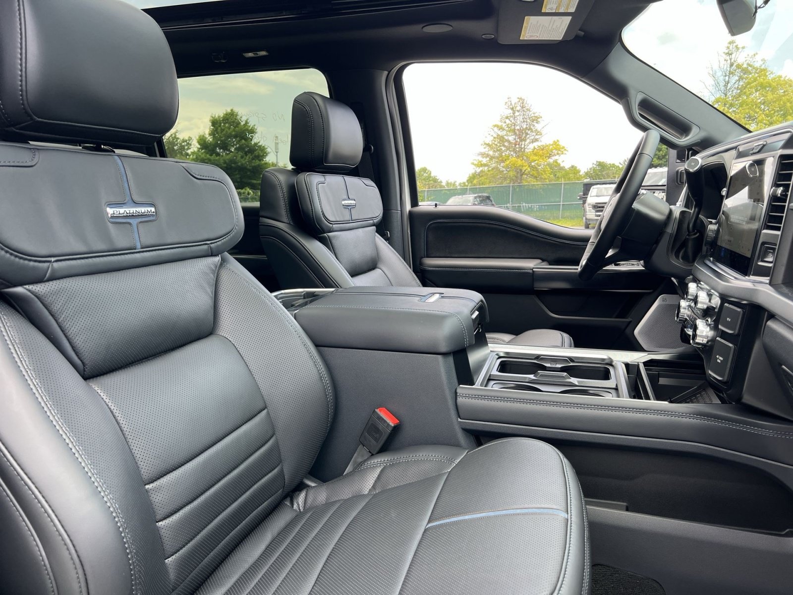 New 2026 Ford F450 Platinum AWD/4WD image 27