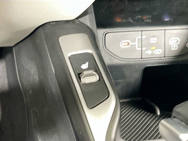 Certified 2024 Kia Sorento S w/ Panoramic Sunroof Package image 20