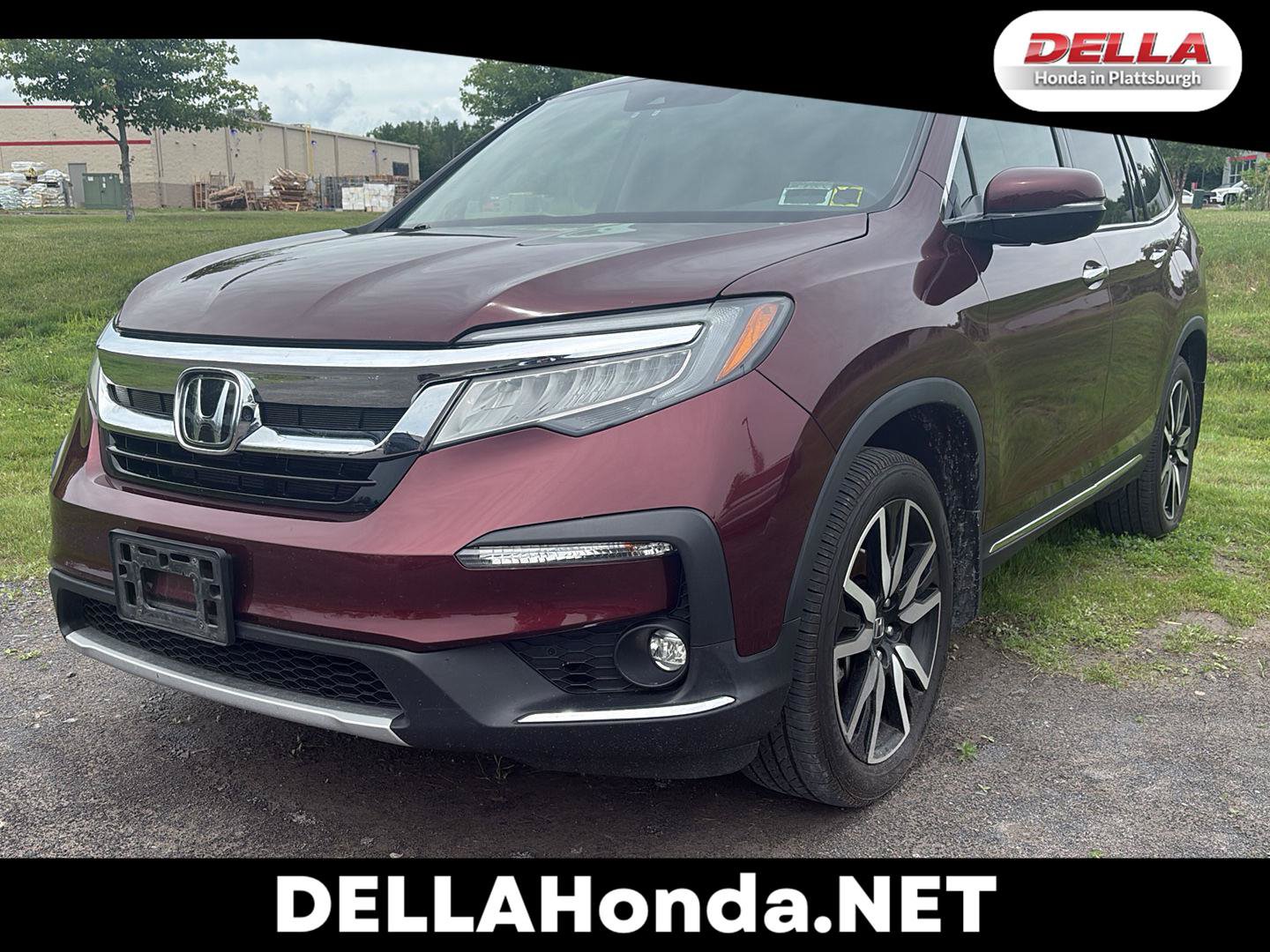 Used 2022 Honda Pilot Touring image 1