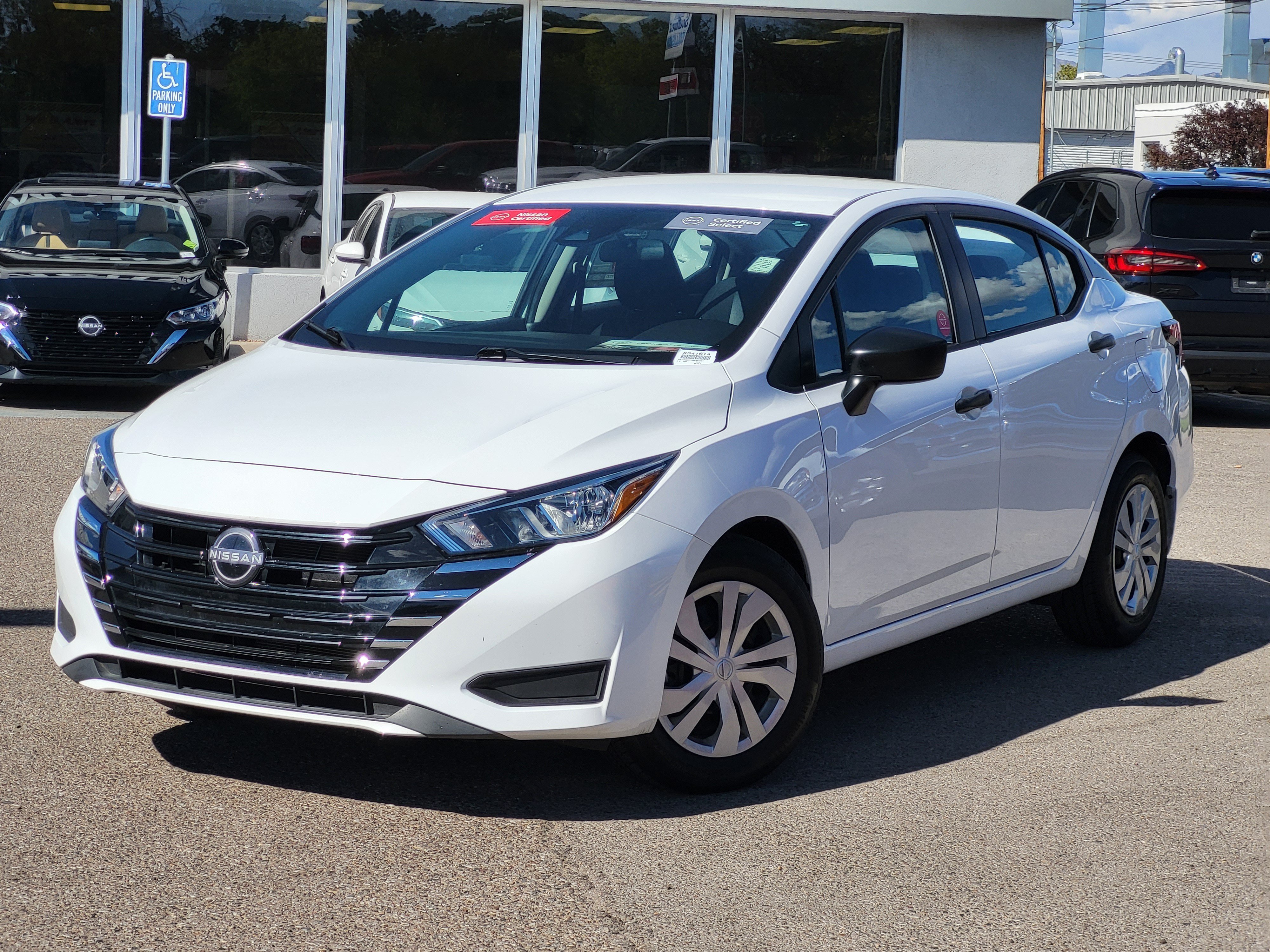 Used 2024 Nissan Versa S w/ Trunk Package FWD image 5