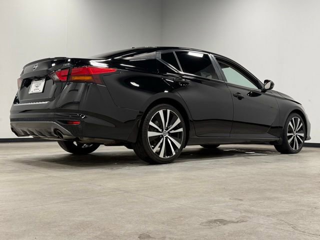Used 2021 Nissan Altima 2.5 SR w/ SR Premium Package FWD image 12