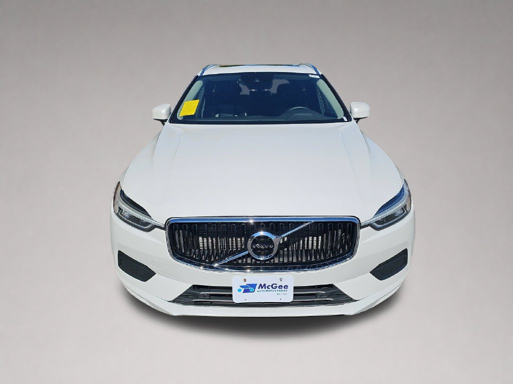 Used 2018 Volvo XC60 T5 Momentum w/ Vision Package AWD/4WD image 8