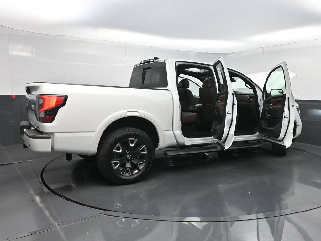 Used 2023 Nissan Titan Platinum Reserve w/ Moonroof Package AWD/4WD image 41