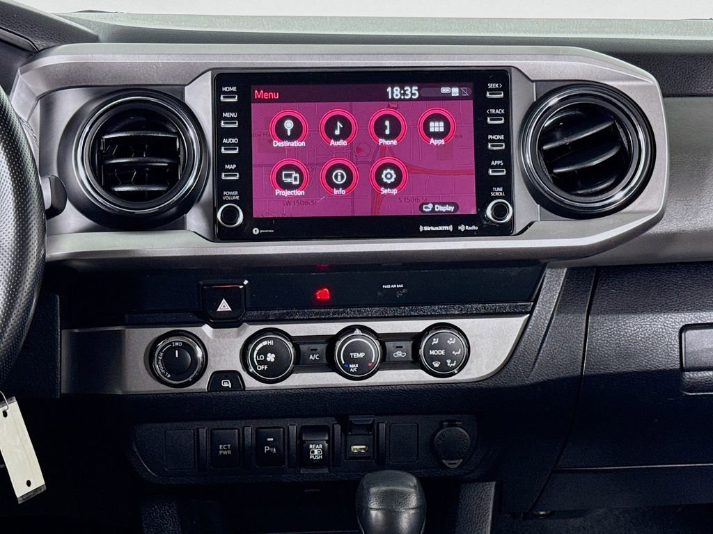 Used 2020 Toyota Tacoma SR5 AWD/4WD image 15