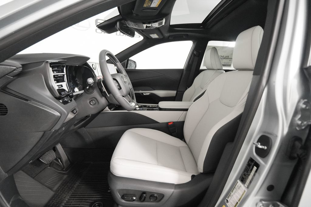 New 2026 Lexus RX 350 F Sport AWD/4WD image 8