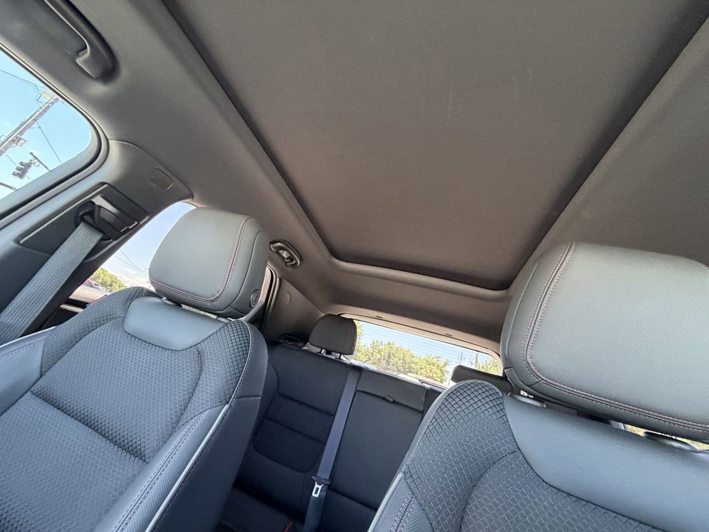 Certified 2023 Chevrolet TrailBlazer RS w/ Sun and Liftgate Package FWD image 33