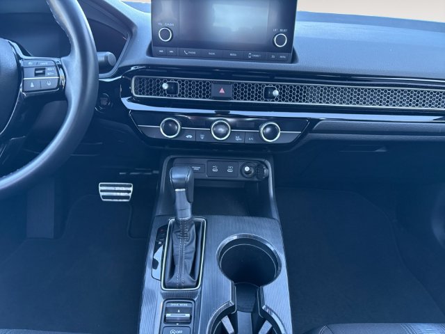 Used 2025 Honda Civic Sport image 11