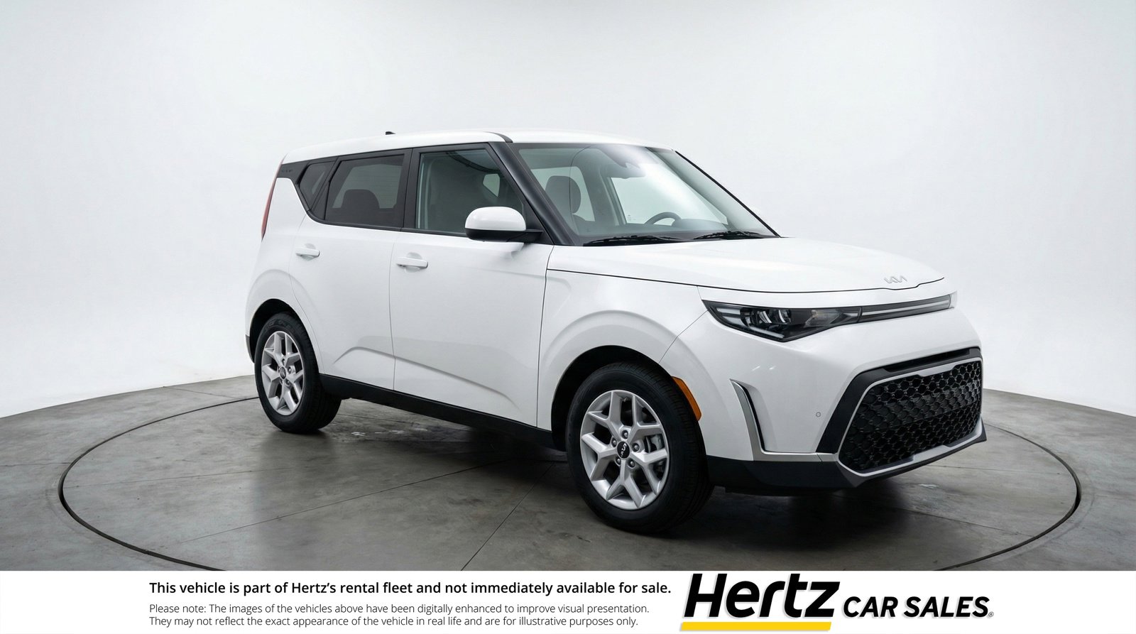 Used 2025 Kia Soul LX w/ LX Technology Package FWD image 1