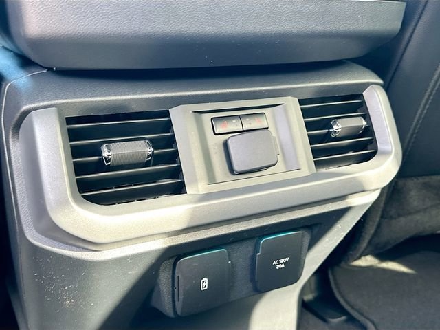 New 2025 Ford F150 Lariat w/ Equipment Group 502A High image 18