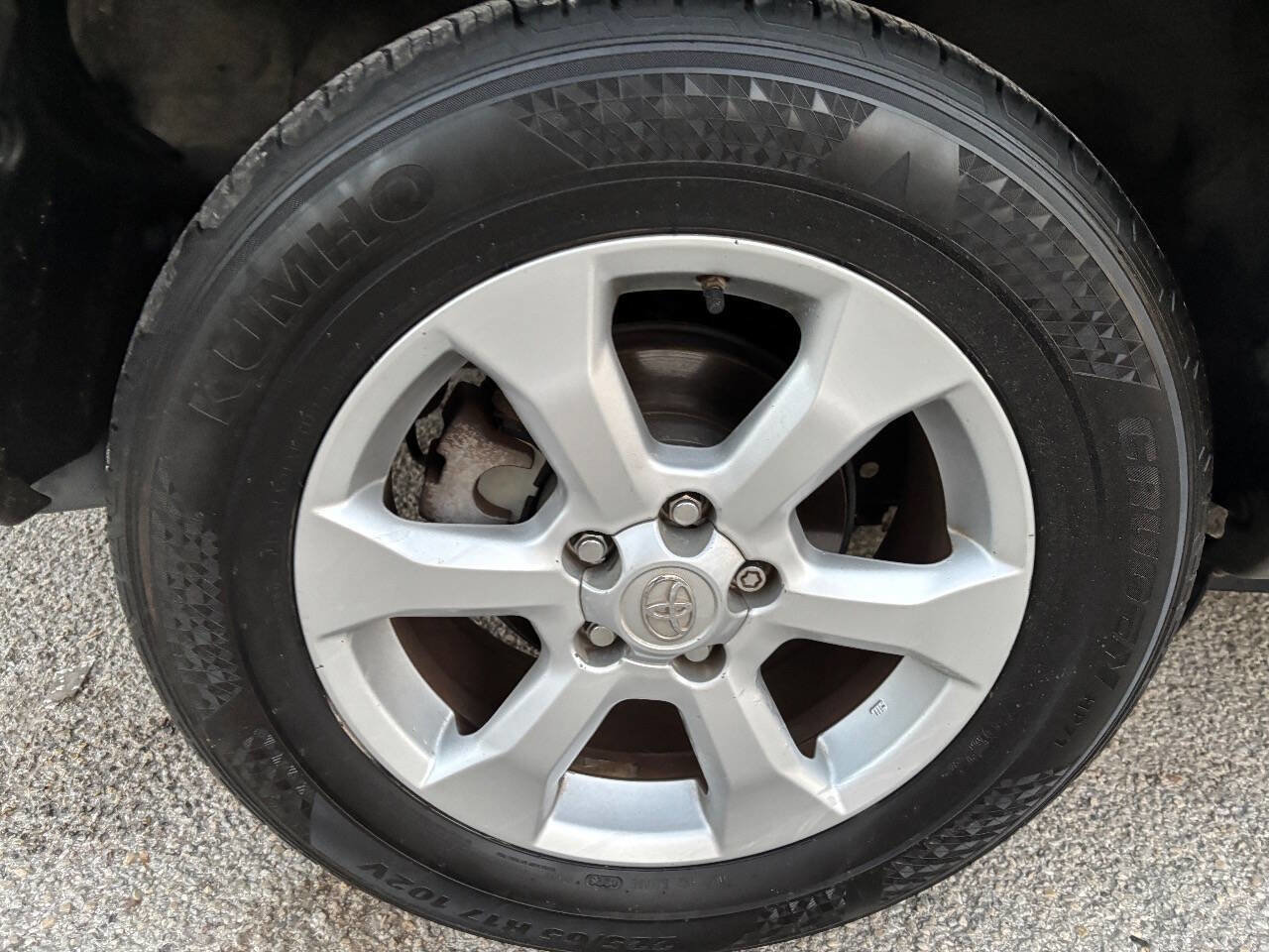 Used 2010 Toyota RAV4 Limited image 40