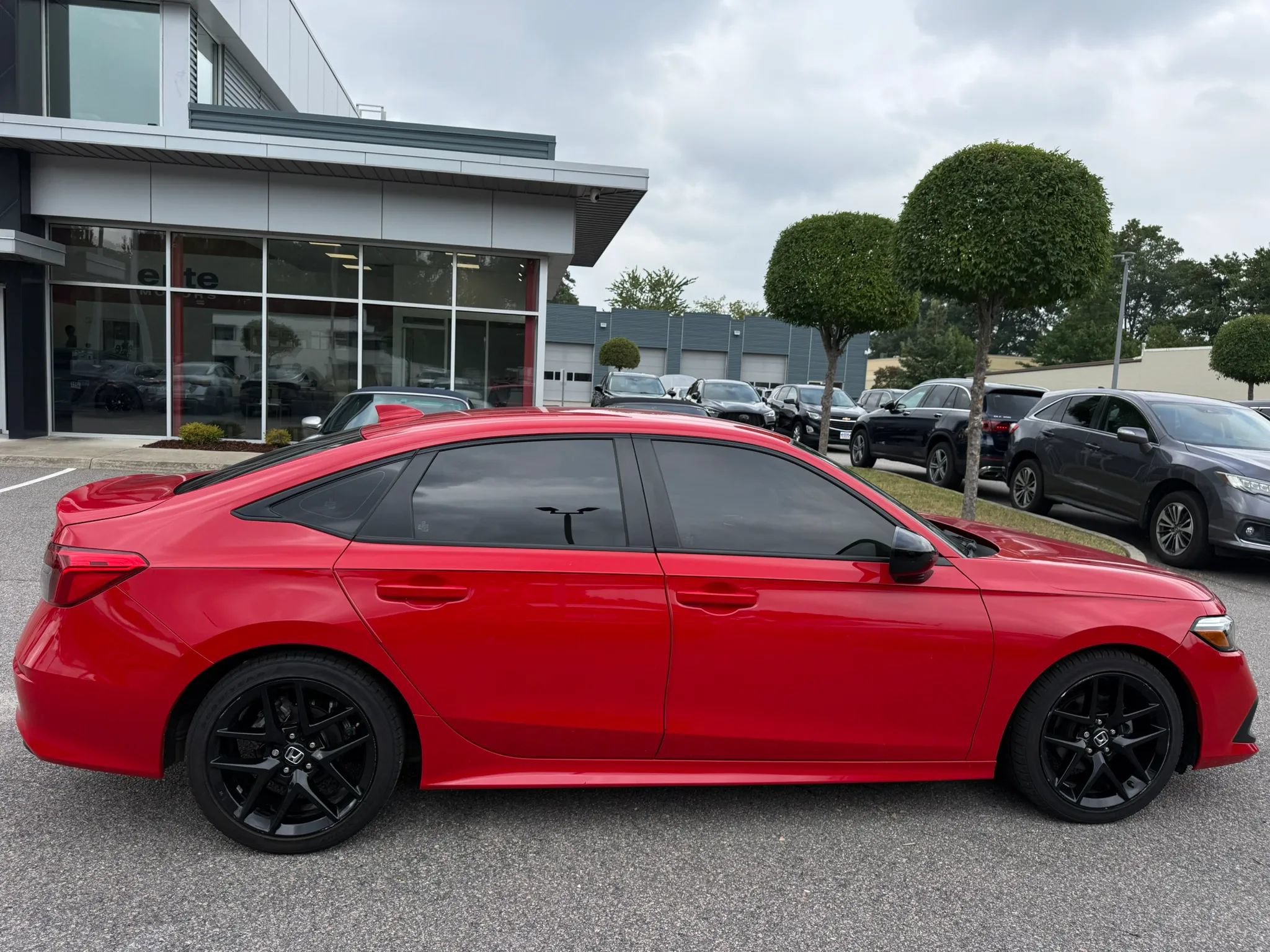 Used 2024 Honda Civic Sport image 4