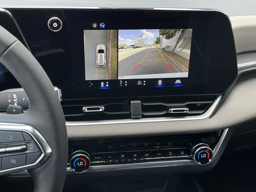 New 2026 Chevrolet Equinox LT w/ Convenience Package II image 18