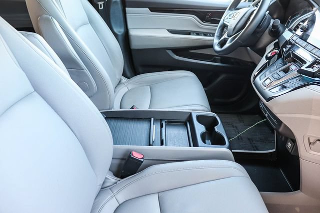 Used 2024 Honda Odyssey Touring image 18