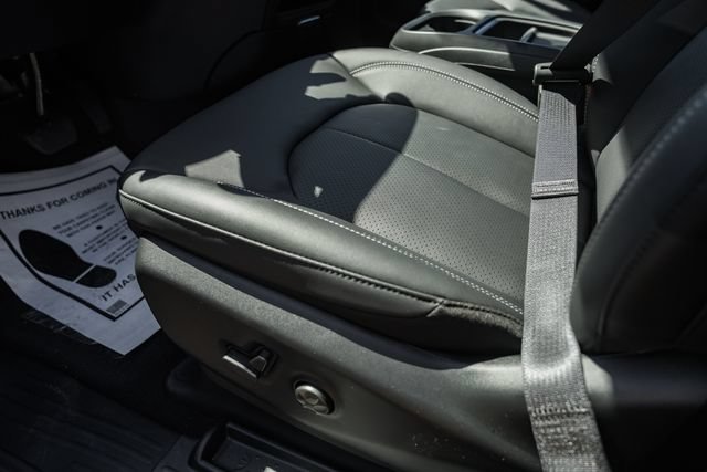 New 2027 Chrysler Pacifica Select FWD image 43