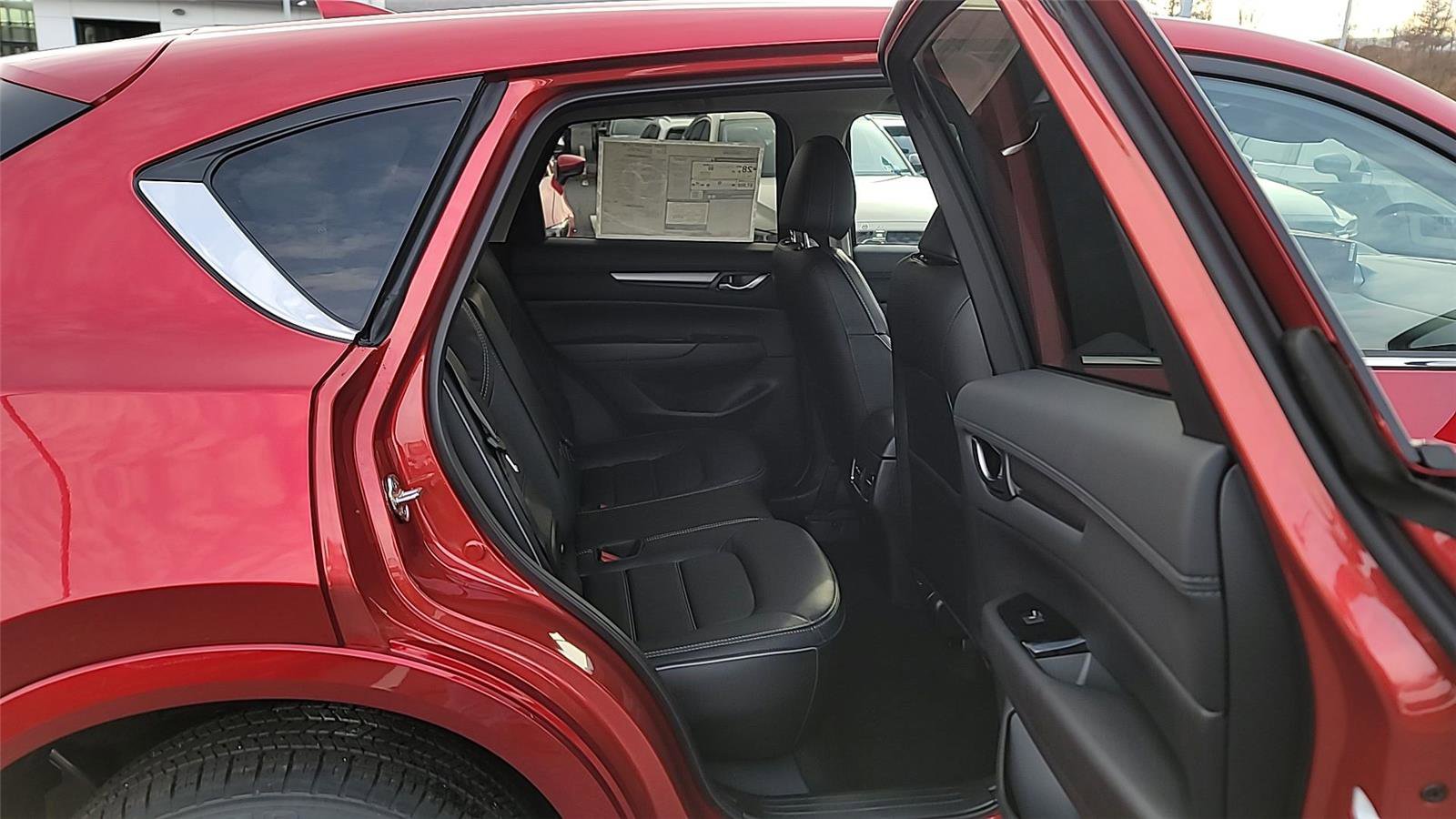 New 2025 MAZDA CX-5 AWD 2.5 S w/ Preferred Package image 12