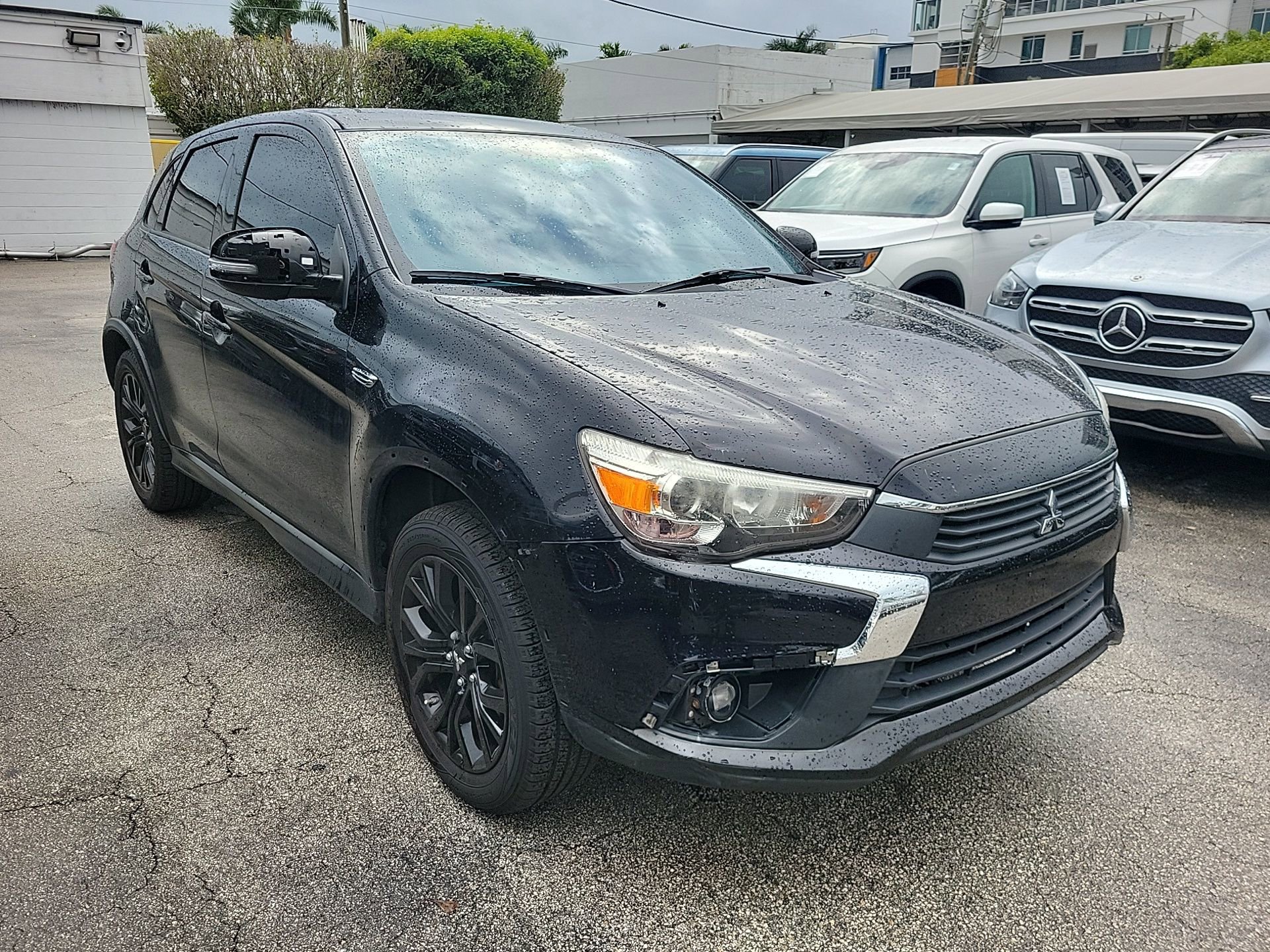 Used 2017 Mitsubishi Outlander Sport ES image 6