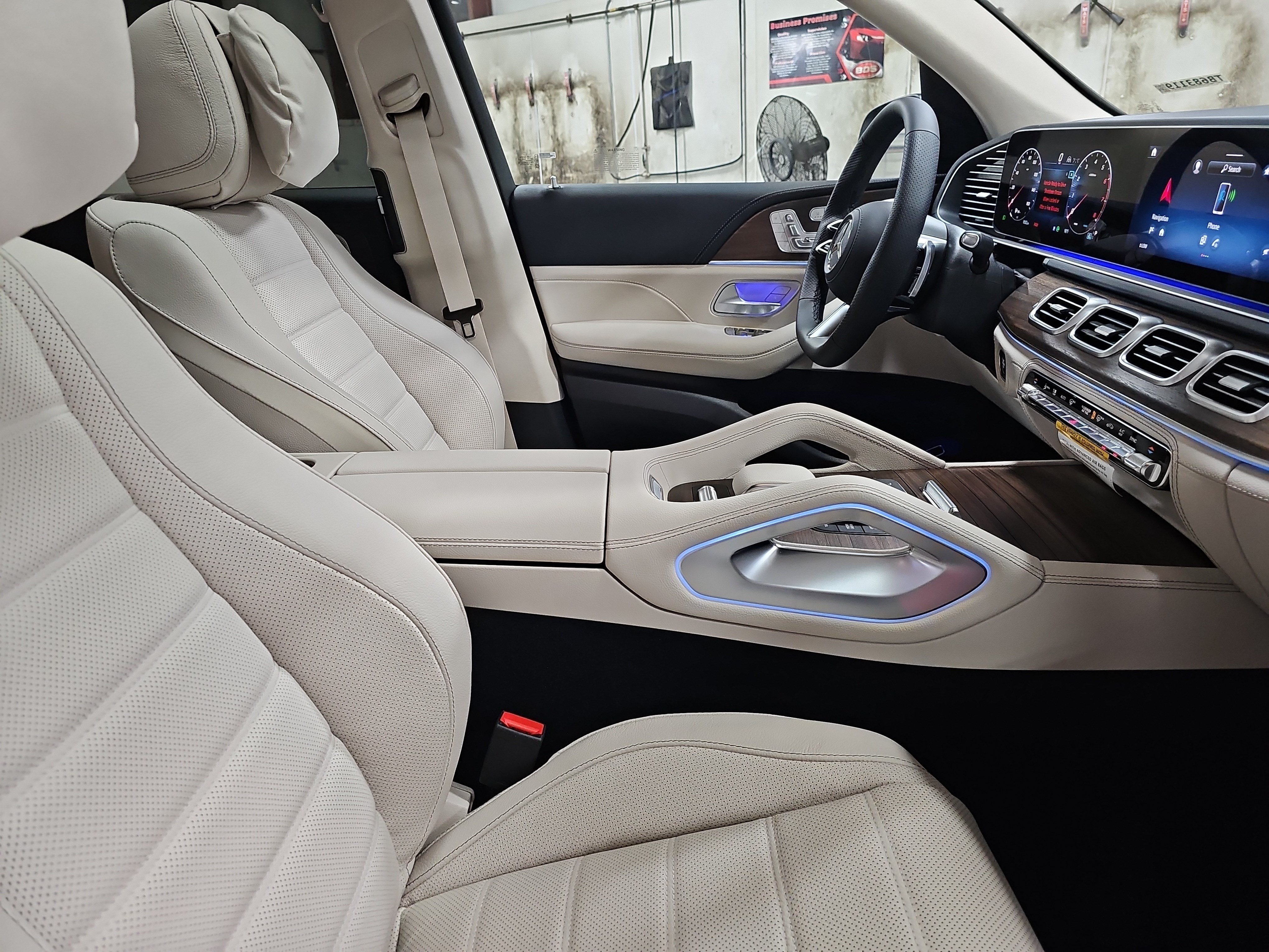 New 2026 Mercedes-Benz GLS 450 4MATIC image 10