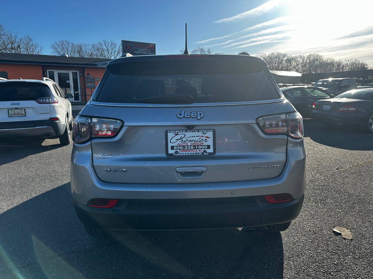 Used 2022 Jeep Compass Limited AWD/4WD image 6