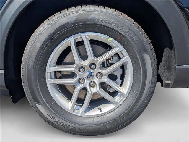 New 2025 Ford Explorer Active image 9
