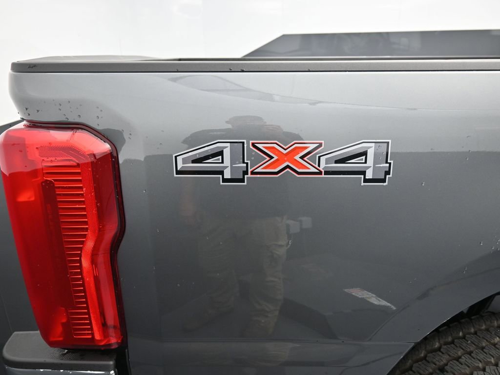 New 2025 Ford F250 XLT image 20