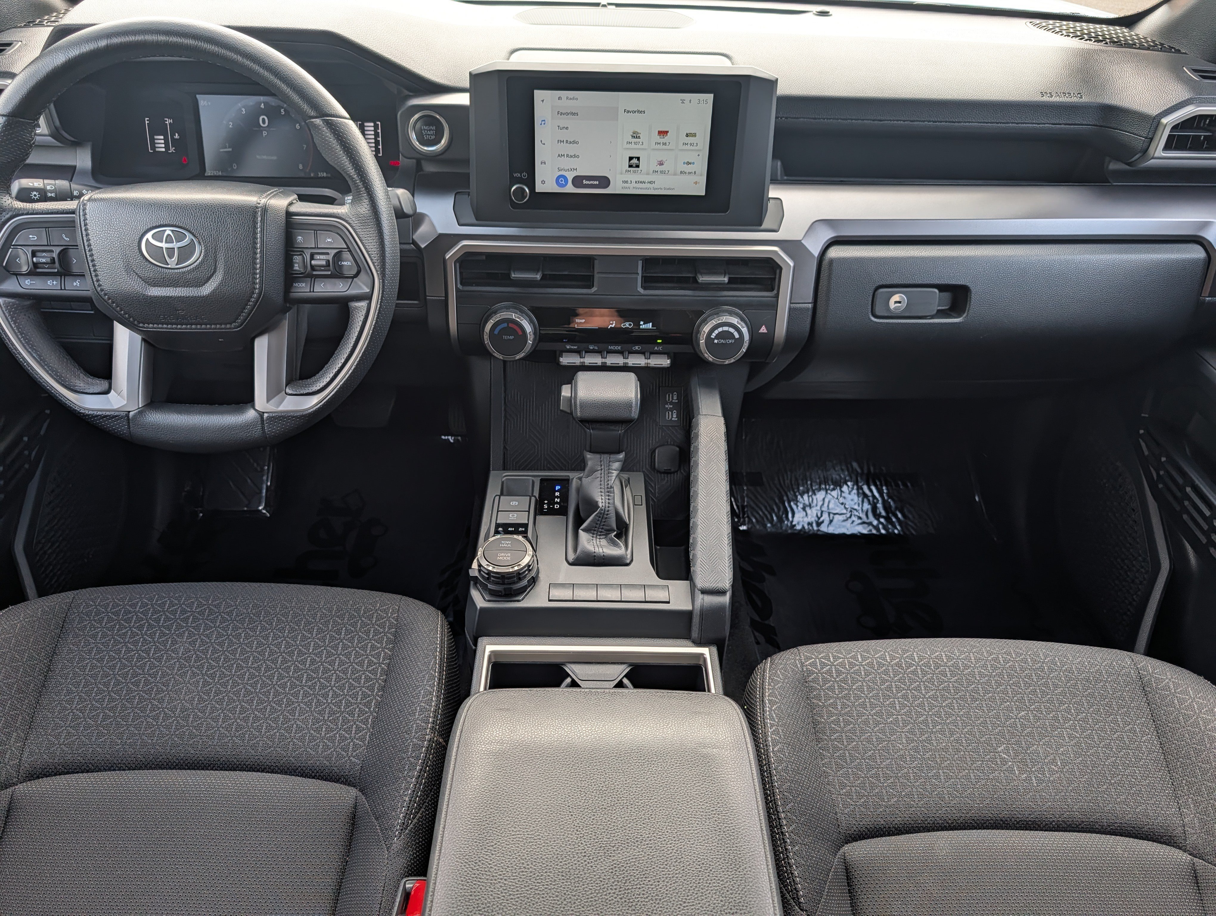 Certified 2025 Toyota 4Runner SR5 AWD/4WD image 10