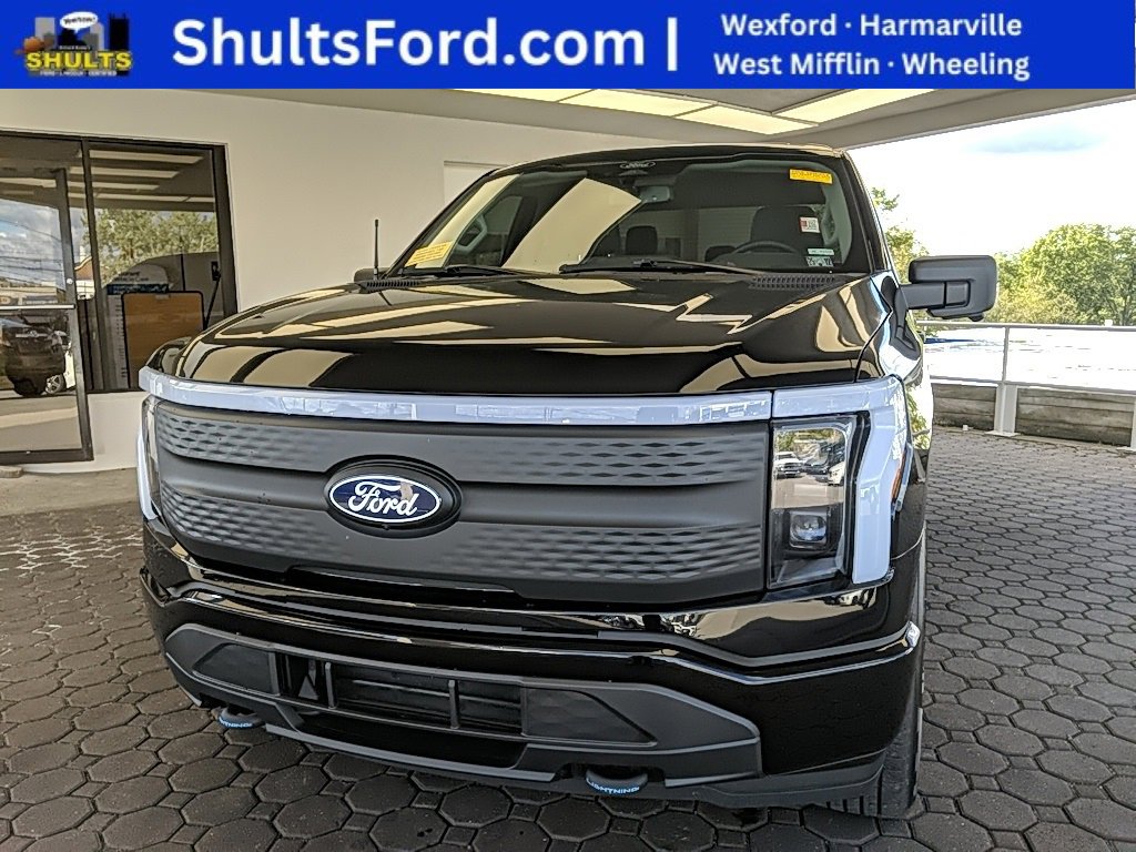 Certified 2024 Ford F150 Lightning XLT w/ Max Trailer Tow Package image 1