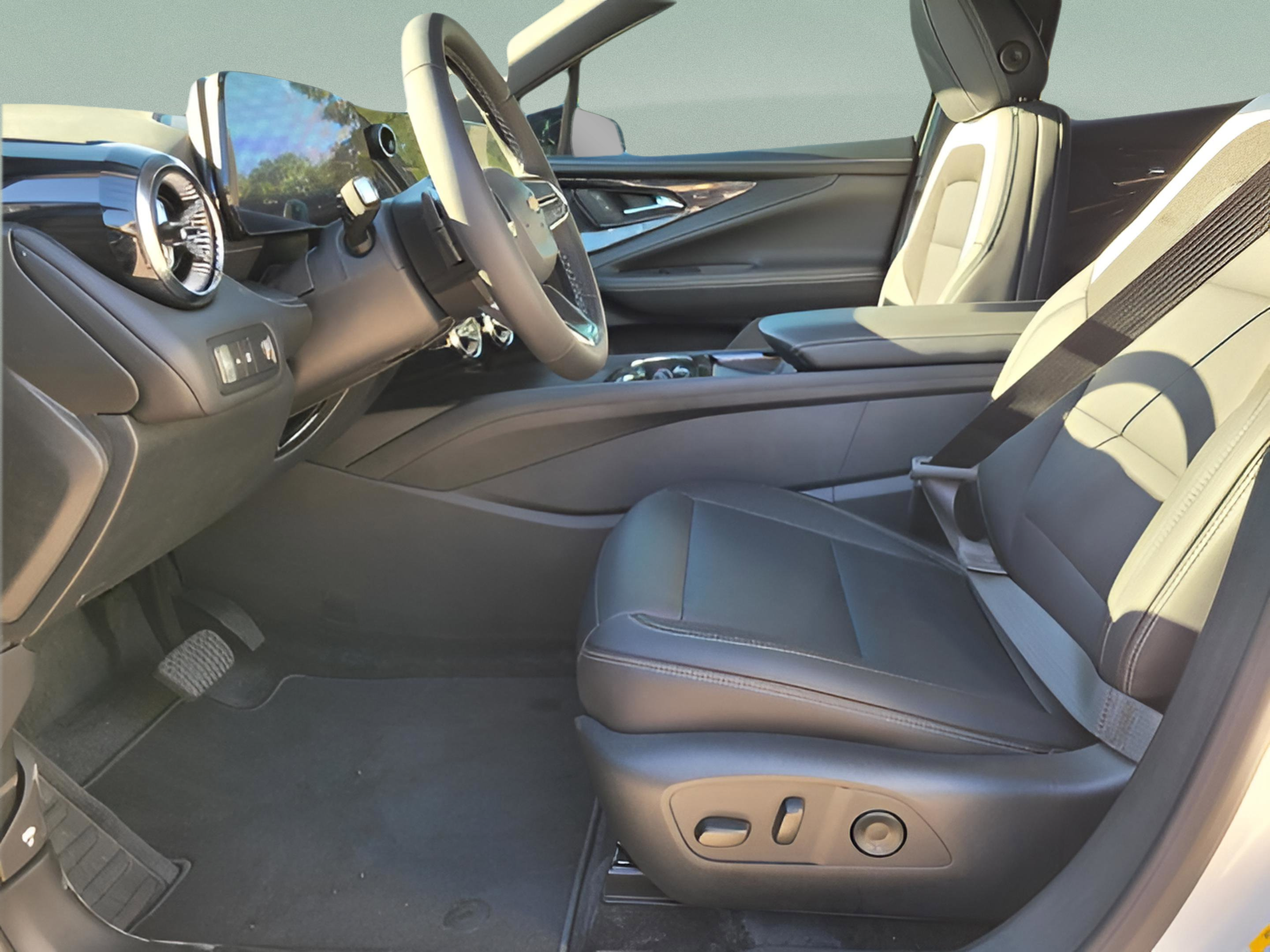 New 2026 Chevrolet Blazer EV LT FWD image 12