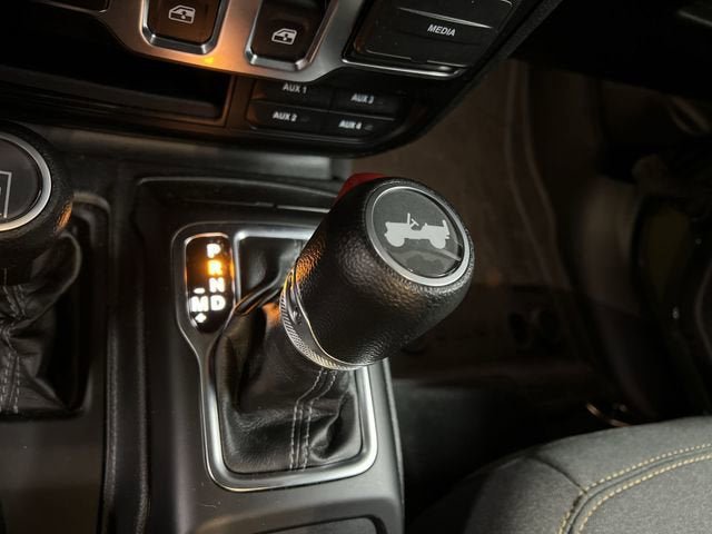 Used 2024 Jeep Wrangler Sport image 15