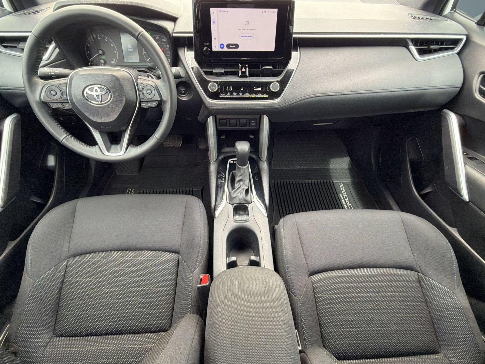 Used 2024 Toyota Corolla Cross AWD Hybrid image 16