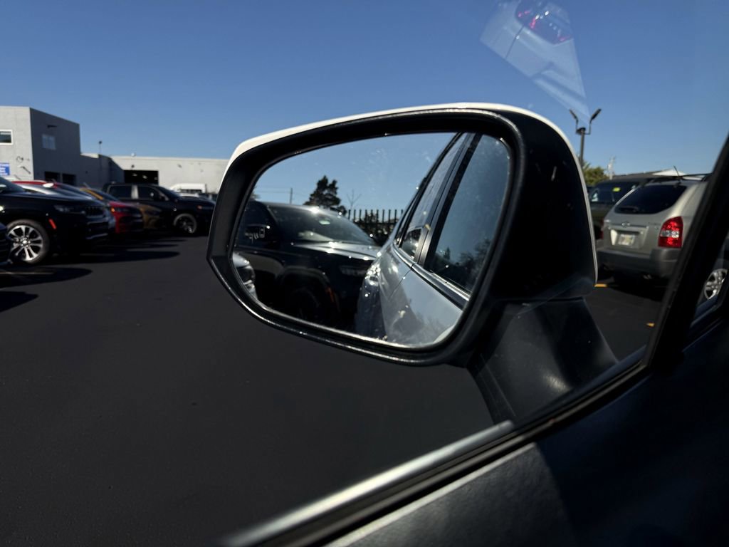 Used 2024 Toyota RAV4 XLE image 15