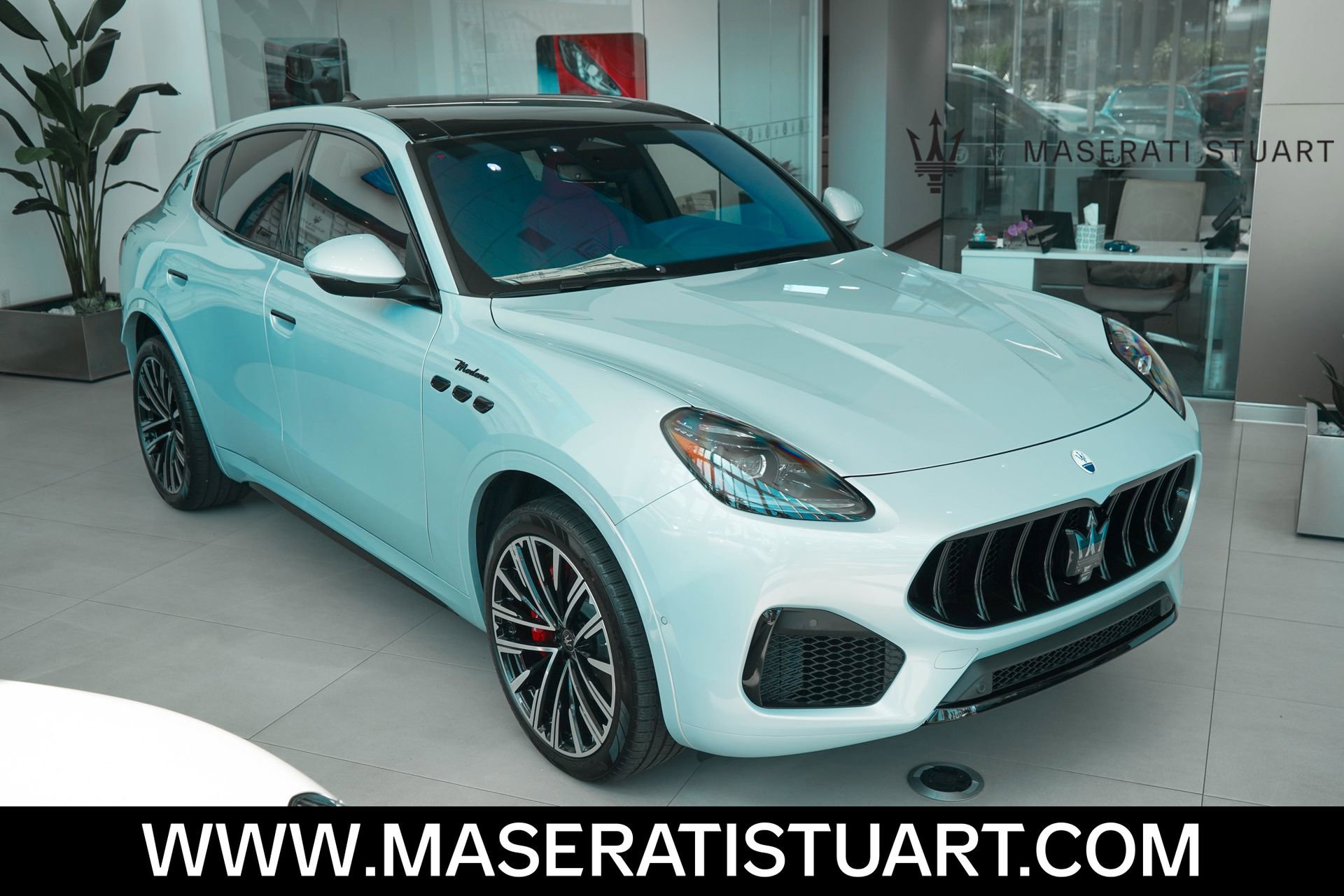 New 2025 Maserati Grecale Modena