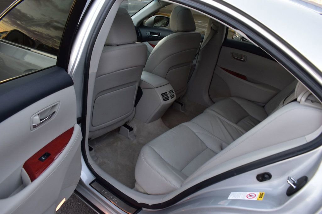 Used 2009 Lexus ES 350 FWD image 23