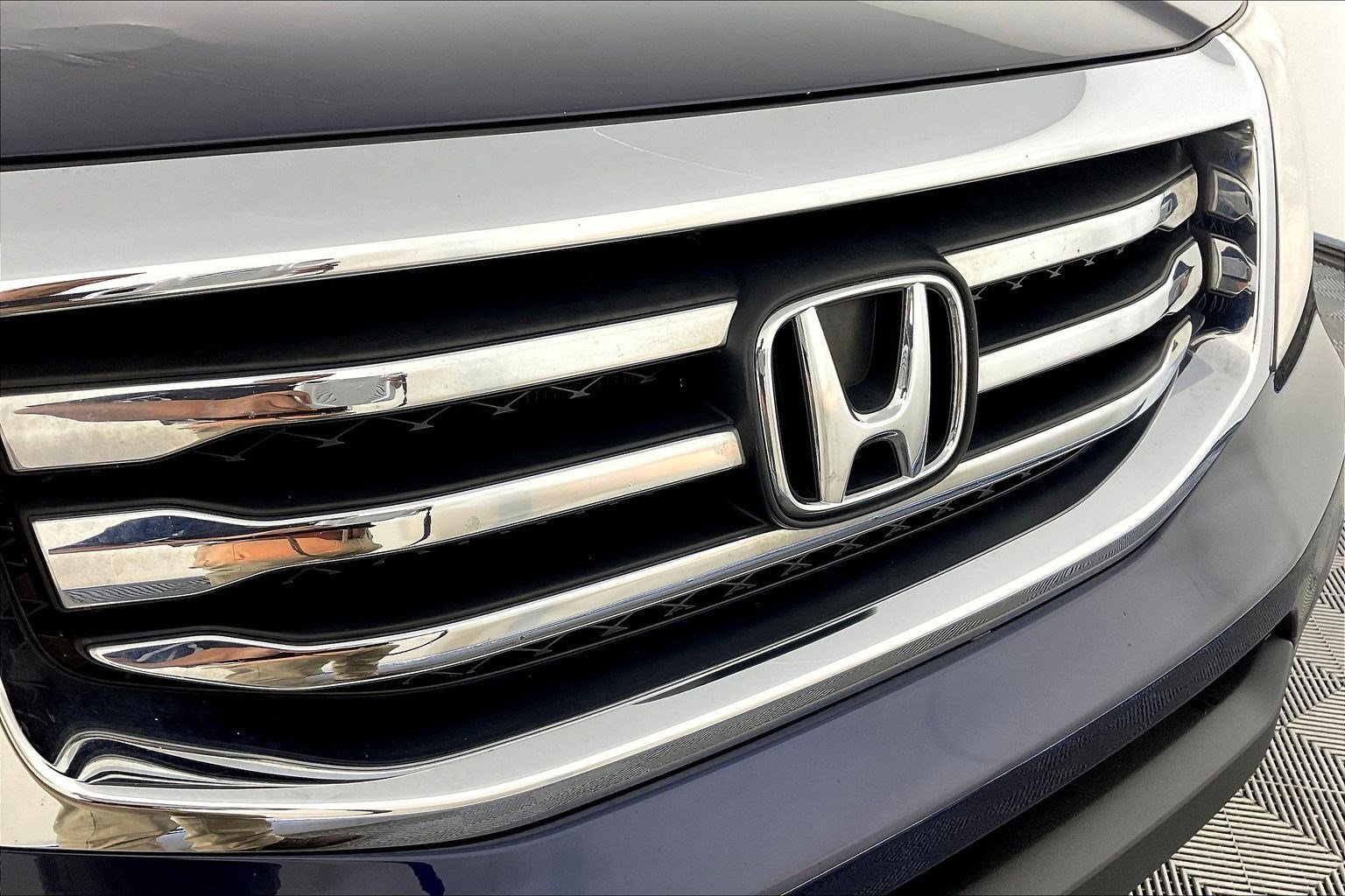 Used 2014 Honda Pilot Touring image 34