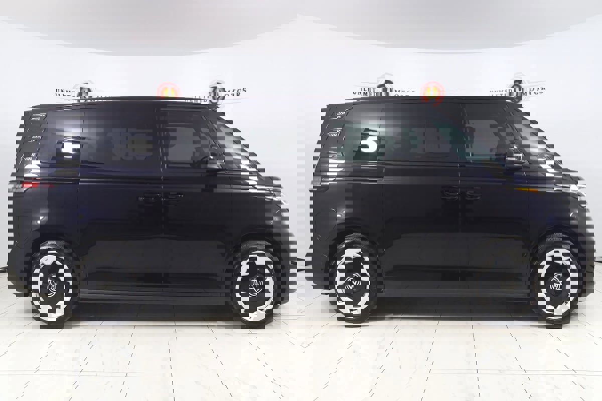 Used 2025 Volkswagen ID. Buzz Pro S image 2