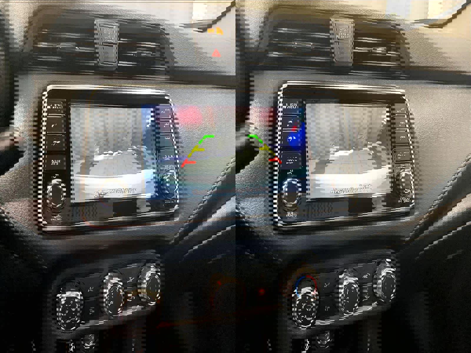 Used 2025 Nissan Versa S w/ Trunk Package image 19