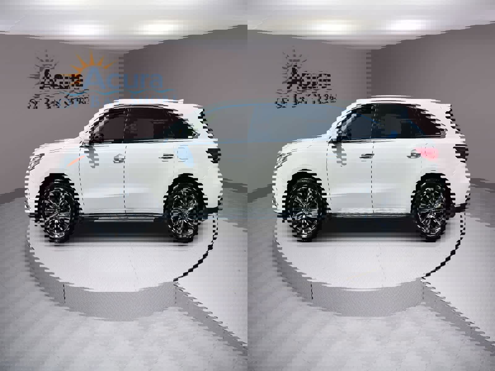 Used 2020 Acura MDX SH-AWD w/ Technology Package image 2