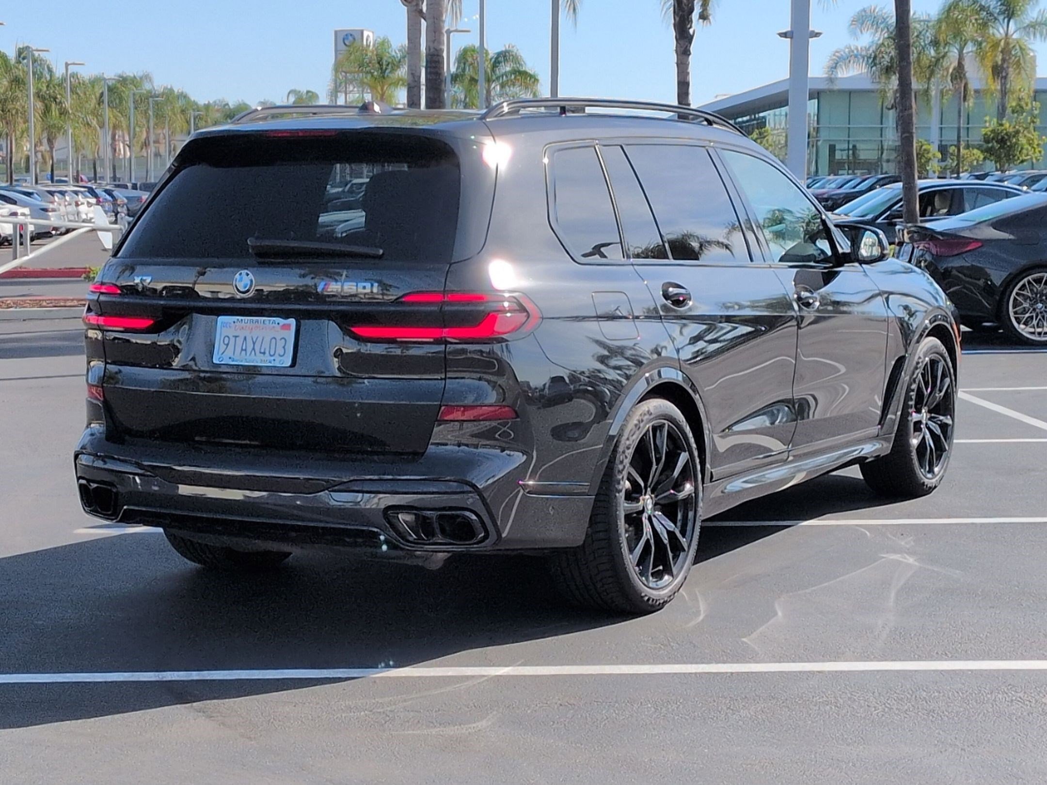 Used 2025 BMW X7 M60i AWD/4WD image 46